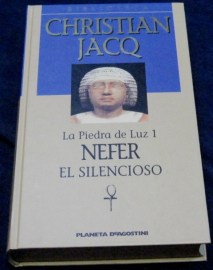 NEFER EL SILENCIOSO CHRISTIAN JACQ
